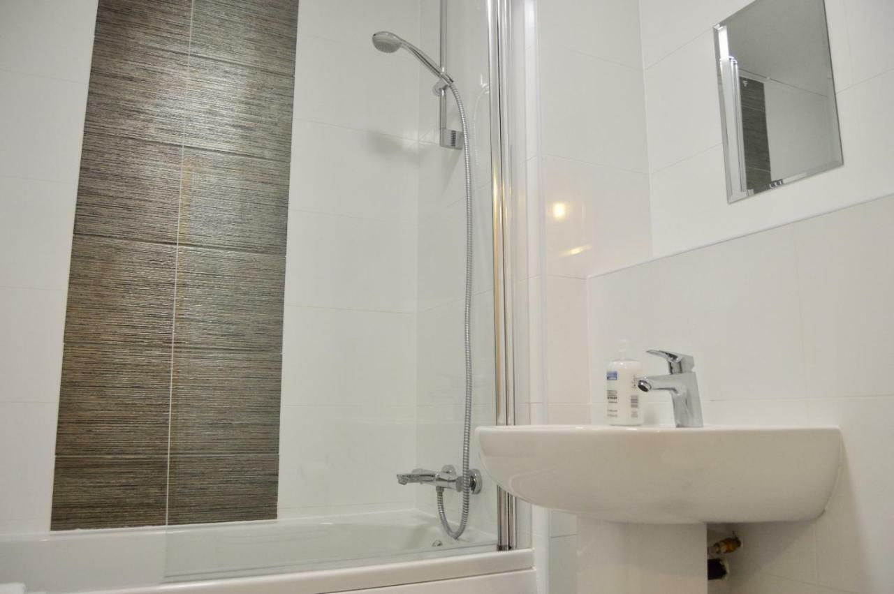Kiwi 31: Central City Apartment for Work or Leisure Sheffield Exterior photo
